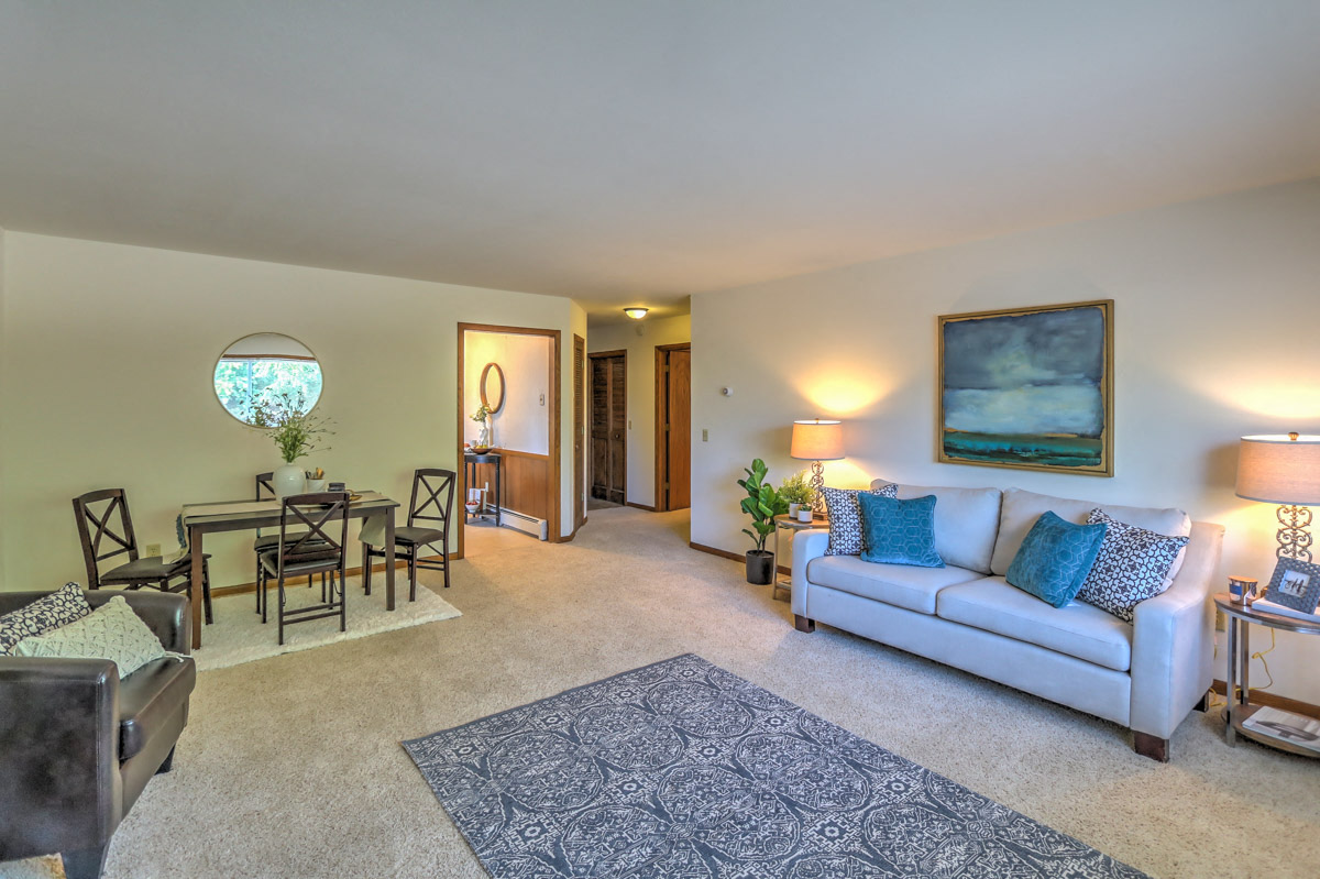 Cambridge Place Apartments in Maple Bluff, WI